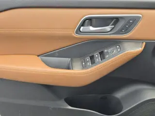 Nissan Rogue 2026 AWD Platinum 4p Crossover
