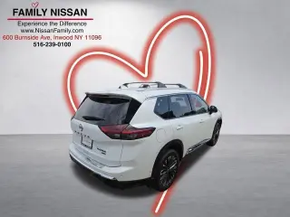 Nissan Rogue 2026 AWD Platinum 4p Crossover
