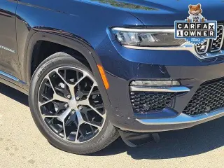 Jeep Grand Cherokee 2023 4x4 Summit 4xe 4p SUV