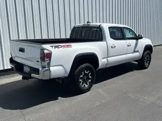 Toyota Tacoma 2023 4x4 TRD Todo Terreno 4p Doble Cabina 6,1 ft LB