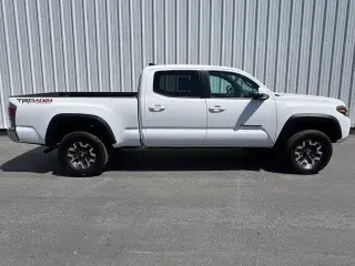 Toyota Tacoma 2023 4x4 TRD Todo Terreno 4p Doble Cabina 6,1 ft LB