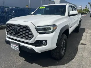 Toyota Tacoma 2023 4x4 TRD Todo Terreno 4p Doble Cabina 6,1 ft LB