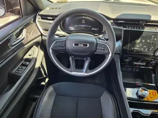Jeep Grand Cherokee 2023 4x4 Laredo X 4p SUV