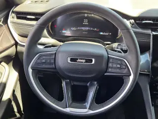 Jeep Grand Cherokee 2023 4x4 Laredo X 4p SUV