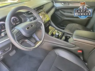 Jeep Grand Cherokee 2025 4x4 Laredo 4p SUV