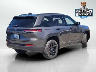 Jeep Grand Cherokee 2025 4x4 Laredo 4p SUV
