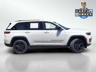 Jeep Grand Cherokee 2023 4x4 Laredo X 4p SUV