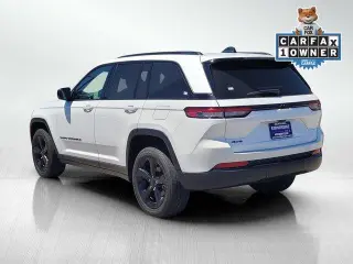 Jeep Grand Cherokee 2023 4x4 Laredo X 4p SUV