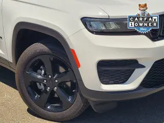 Jeep Grand Cherokee 2023 4x4 Laredo X 4p SUV