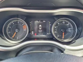 Jeep Cherokee 2018 4x4 Latitude Plus 4p SUV