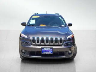 Jeep Cherokee 2018 4x4 Latitude Plus 4p SUV