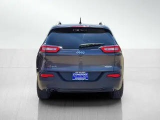 Jeep Cherokee 2018 4x4 Latitude Plus 4p SUV