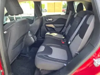 Jeep Cherokee 2017 Sport 4p SUV