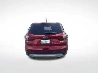Ford Escape 2017 AWD Titanium 4p SUV