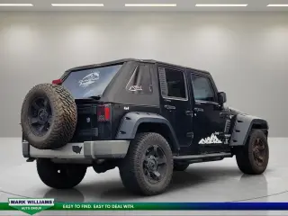 Jeep Wrangler Unlimited 2015 4x4 Sahara 4p SUV