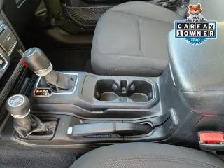 Jeep Wrangler 2023 4x4 Sport 2p SUV