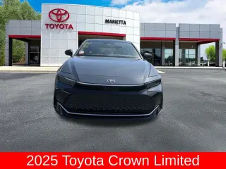 Toyota Crown 2025 4x4 XLE 4p Sedan