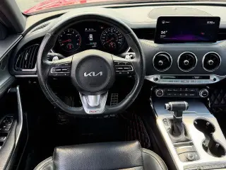 Kia Stinger 2022 GT1 4p Sedan