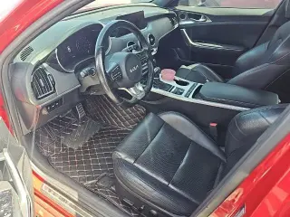 Kia Stinger 2022 GT1 4p Sedan