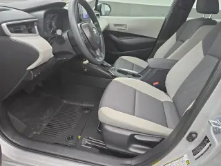 Toyota Corolla 2025 LE 4p Sedan