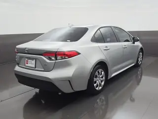 Toyota Corolla 2025 LE 4p Sedan