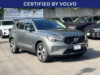 Volvo XC40 2026 AWD B5 Core 4p SUV