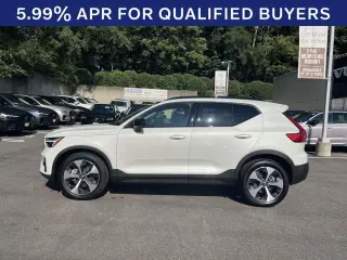 Volvo XC40 2026 4x4 B5 Plus SUV 4p.