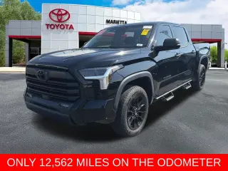 Toyota Tundra 2023 4x4 SR5 4p Cab Pickup SB