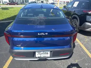 Kia K4 2025 LXS 4p Sedan
