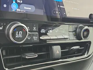 Toyota Highlander 2025 LE 4dr SUV
