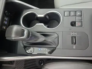 Toyota Highlander 2025 LE 4dr SUV