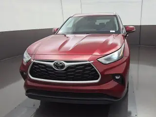 Toyota Highlander 2025 LE 4dr SUV