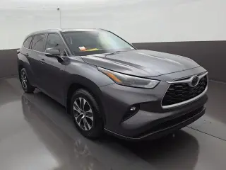 Toyota Highlander 2024 LE 4p SUV