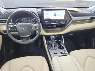 Toyota Highlander 2024 LE 4p SUV