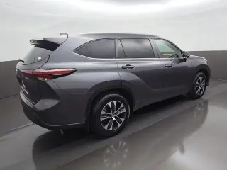 Toyota Highlander 2024 LE 4p SUV