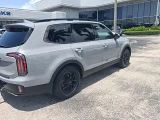 Kia Telluride 2025 AWD EX X-Pro 4dr SUV