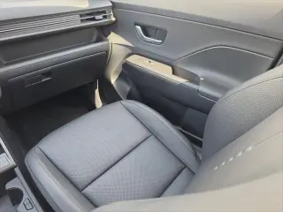 Hyundai KONA 2026 SEL Premium 4p SUV