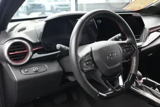 Chevrolet Trax 2025 RS 4dr Crossover con 2RS
