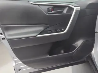 Toyota RAV4 Hybrid 2025 AWD LE 4p SUV