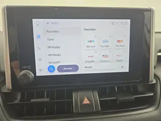 Toyota RAV4 Hybrid 2025 AWD LE 4p SUV