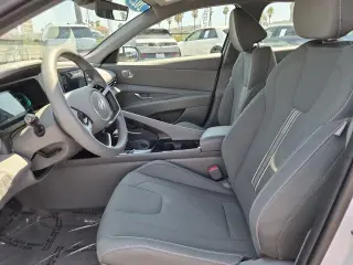 Hyundai ELANTRA Hybrid 2025 Azul 4p Sedan