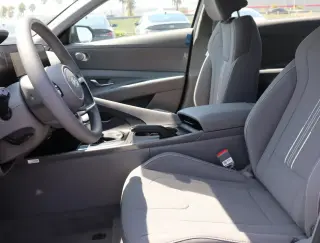 Hyundai ELANTRA 2025 SEL Sport 4p Sedan