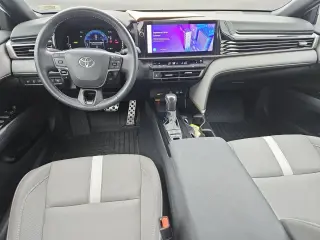 Toyota Camry 2025 SE 4p Sedan