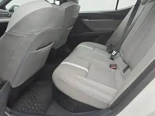 Toyota Camry 2025 SE 4p Sedan