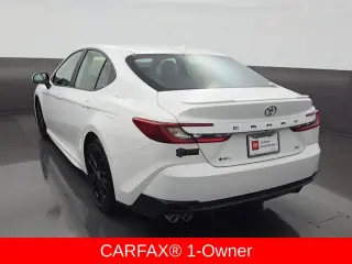 Toyota Camry 2025 SE 4p Sedan