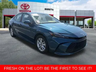 Toyota Camry 2025 SE 4p Sedan