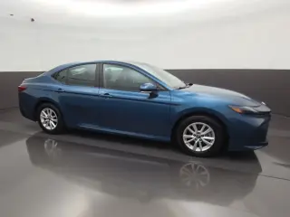 Toyota Camry 2025 SE 4p Sedan