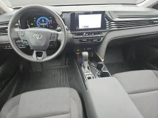 Toyota Camry 2025 SE 4p Sedan