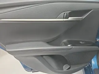Toyota Camry 2025 SE 4p Sedan