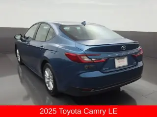 Toyota Camry 2025 SE 4p Sedan